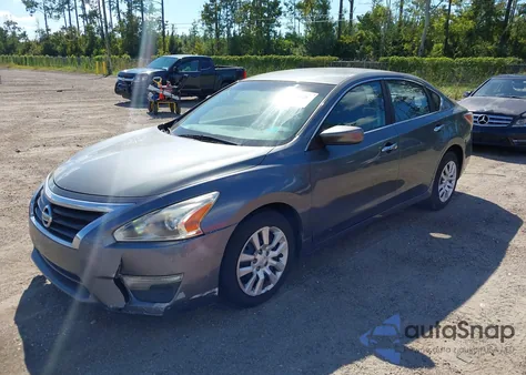 2015 Nissan Altima 2.5 S из США, поврежденный, VIN 1N4AL3AP9FN406188